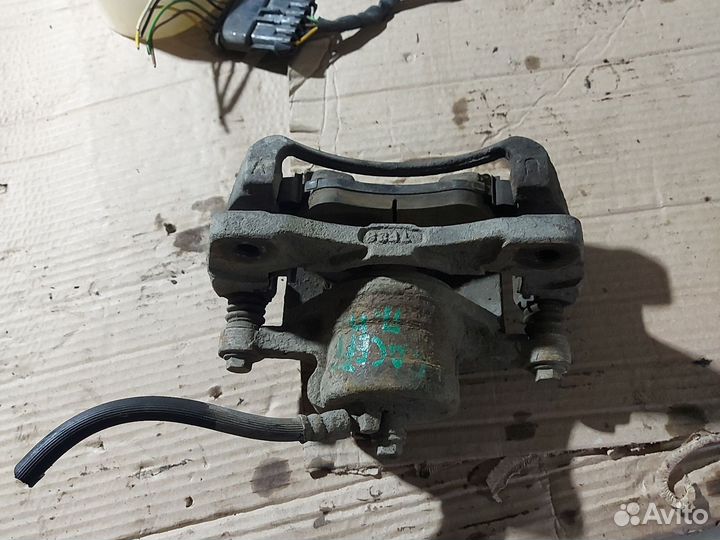 Суппорт передний P, L для chevrolet lacetti