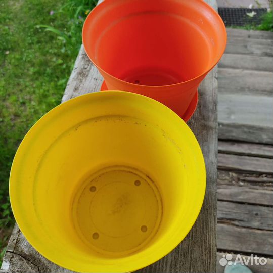 Горшки пластиковые пара