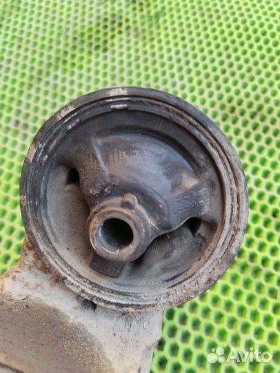 Подушка кпп Mitsubishi Lancer 9 1 2006