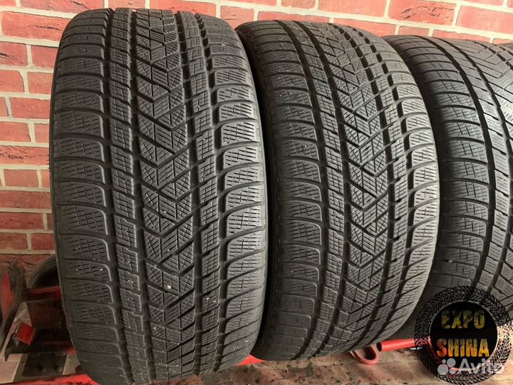 Pirelli Scorpion Winter 315/30 R22 и 275/35 R22 107V