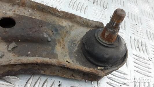 Рычаг передний нижний правый hyundai getz TB (8DN0