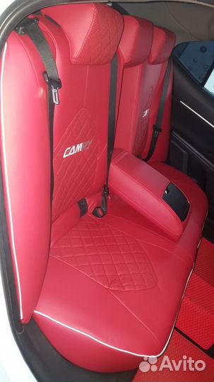 Модельные чехлы на Тойота Камри XV70 Sd с 17г