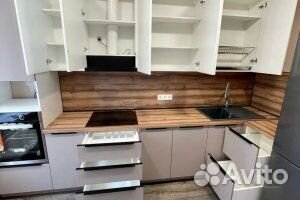 Кухонный гарнитур новый