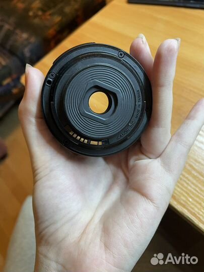 Объектив canon EF-S 18-55mm