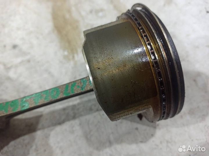 Поршень с шатуном Лексус