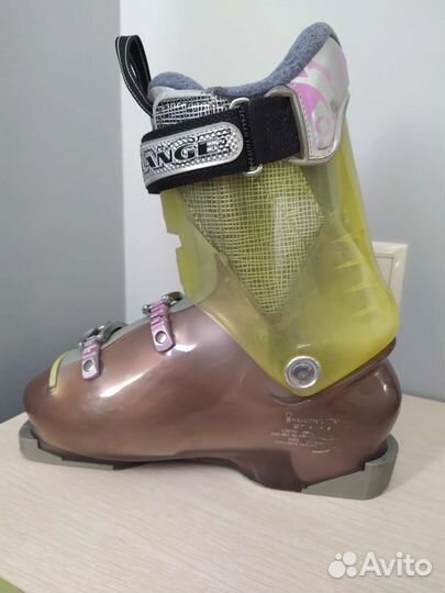 Горнолыжные ботинки женские 38 р