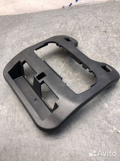 Кронштейн плафона Renault Kaptur