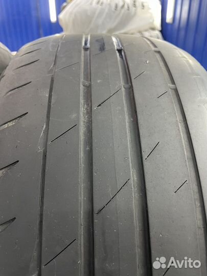 Bridgestone Potenza RE001 Adrenalin 225/50 R17
