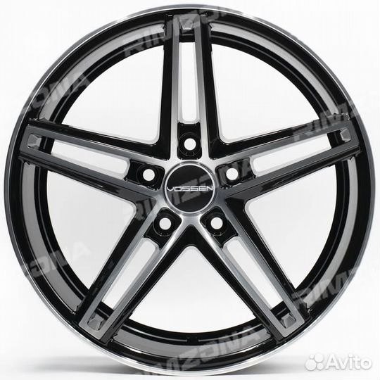 Литой диск в стиле vossen R17 5x114.3