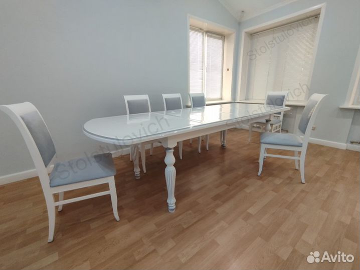 Кухонный стол