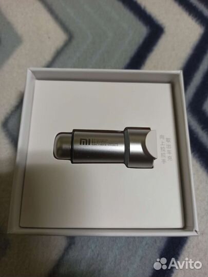 Xiaomi - автомобильное зарядное устройство