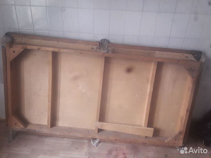 Бильярдный стол