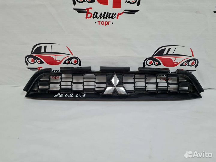 Решетка радиатора Mitsubishi ASX