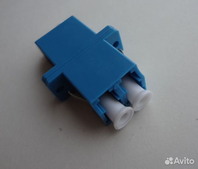 Проходной адаптер LC-LC SM/MM UPC duplex ST-ST