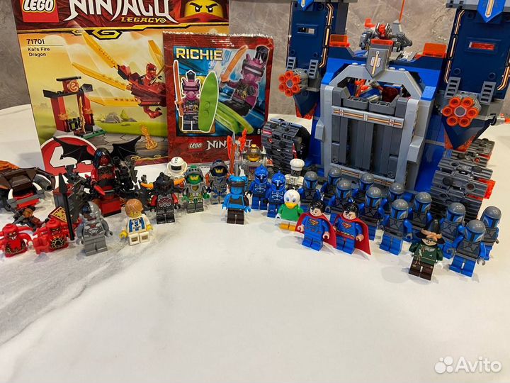 Lego Фигурки и наборы