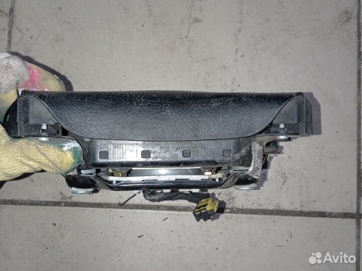 Подушка безопасности в руль на BMW Х5 Е53