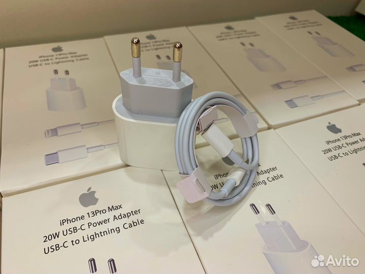 Быстрая зарядка для iPhone 20W