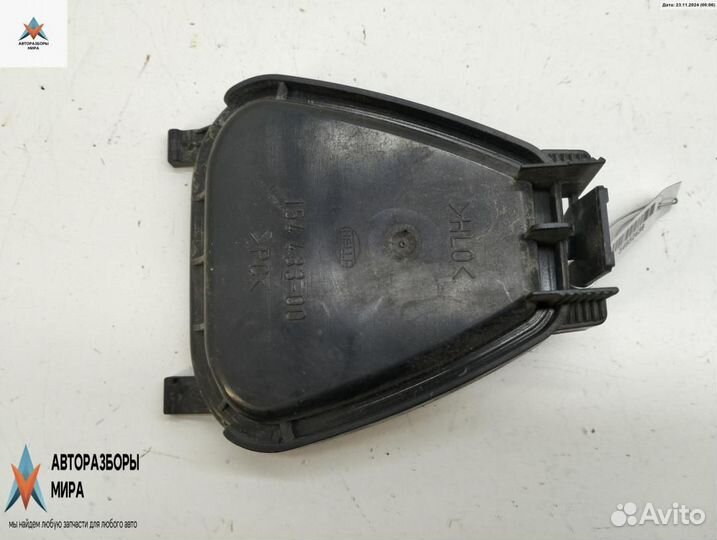 Крышка фары Volkswagen Passat B5 рест. 2003