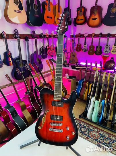 Полуакустическая гитара Caraya Новая