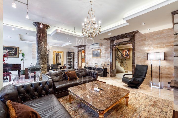 Таунхаус 520 м² на участке 2 сот.