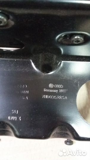 CD-чейнджер vag1j6035111