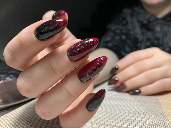 Маникюр педикюр
