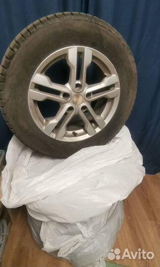 Зимние колеса 205/65 r16