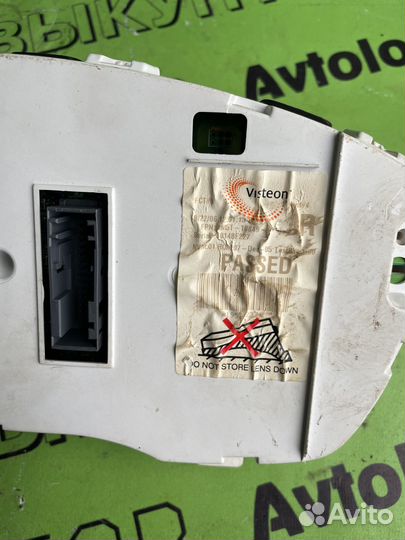 Приборная панель Ford C-Max