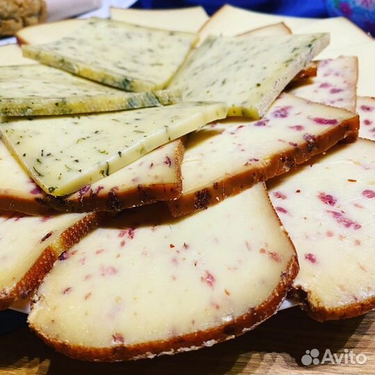 Маасдам, Эмменталь, Раклет, Грюйер,швейцарский сыр