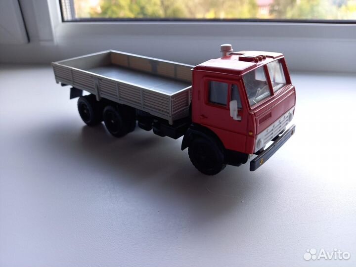 Модель СССР 1:43 камаз-5320 с красной кабиной