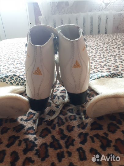 Коньки фигурные