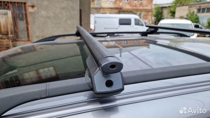 Багажник на рейлинги Арго Ed, черная аэродинамика