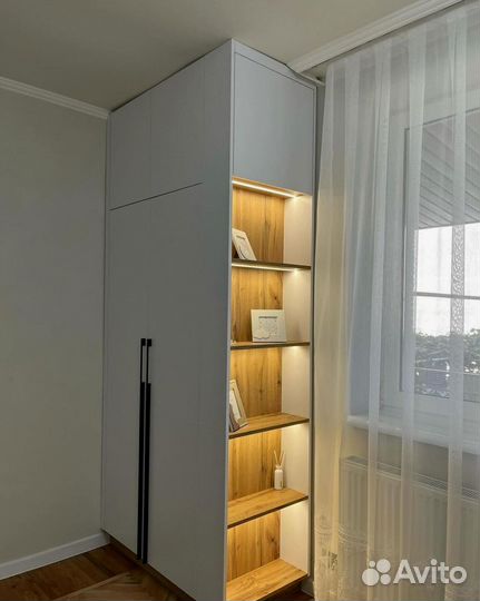 Красивый шкаф