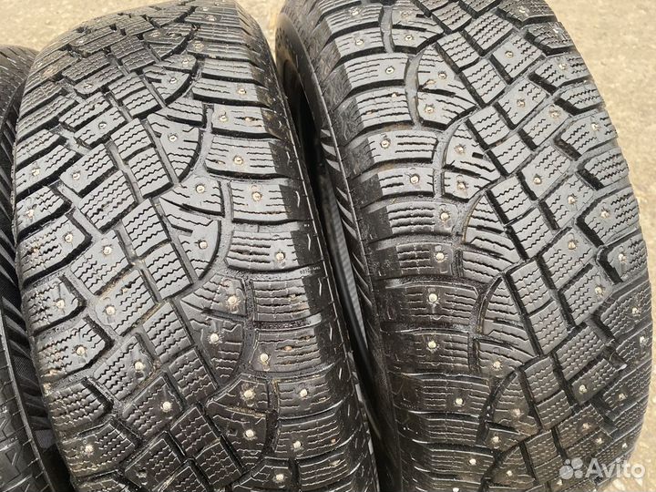 Continental IceContact 2 215/65 R16