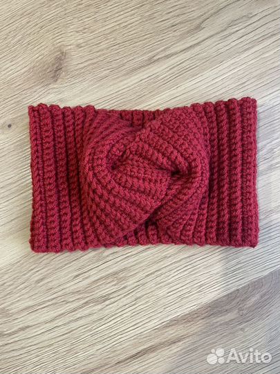 Повязка на голову вязаная