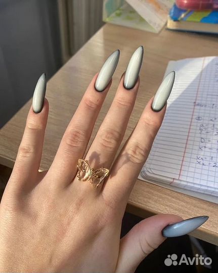 Маникюр и педикюр на дому