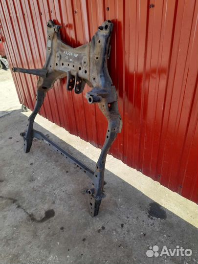 Передний подрамник Mazda III BM