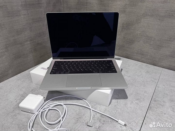 Macbook pro 14