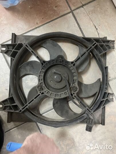 Вентилятор охлаждения