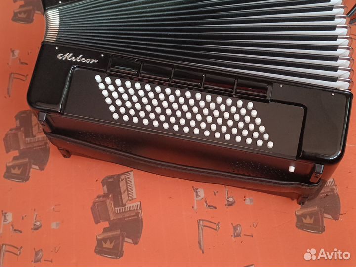 Аккордеон royal standart meteor новый в футляре