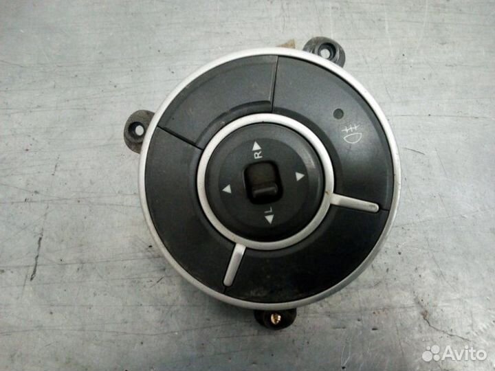 Кнопка регулировки зеркал Ssangyong Kyron