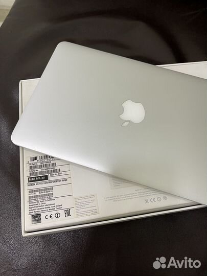 Macbook air 11 A1465