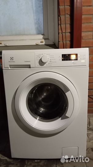 Стиральная машина electrolux на 5кг