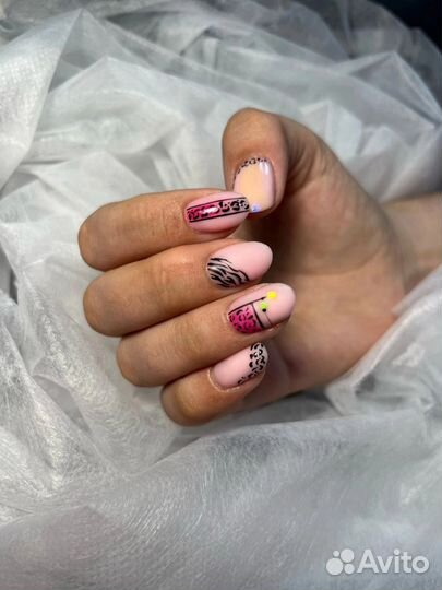 Маникюр педикюр