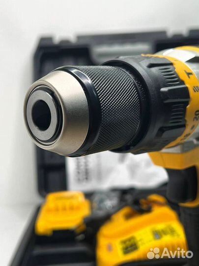 Шуруповерт dewalt dcd 996