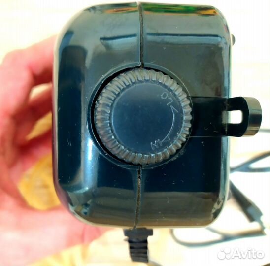 Кoмпpeccоp аквариумный Unistar AIR2000-4 6W