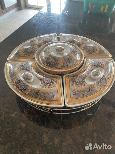 Менажница крутящаяся