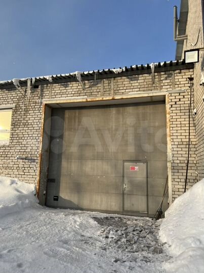 Склад, от 200 до 370 м²