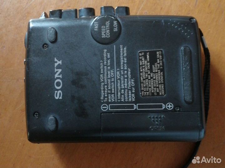 Кассетный аудиоплеер sony TCM-459V