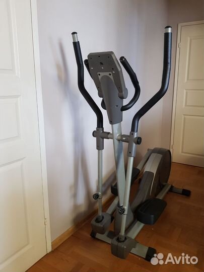 Эллиптический тренажер torneo